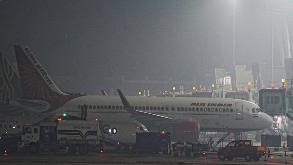 Air India का विमान दिल्ली लौटा कैप्टन को उड़ान के दौरान लैंडिंग गियर में समस्या का संदेह