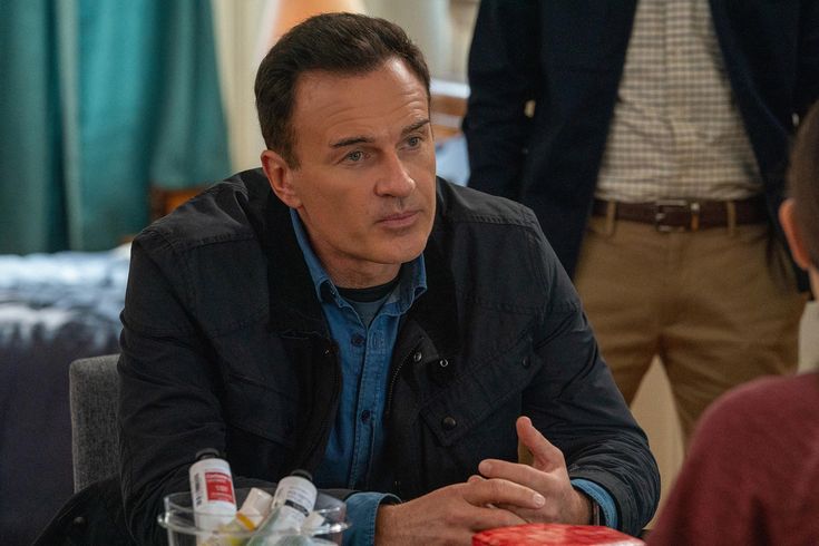 ऑस्ट्रेलियाई-अमेरिकी अभिनेता जूलियन मैकमोहन का 56 वर्ष की आयु में निधन