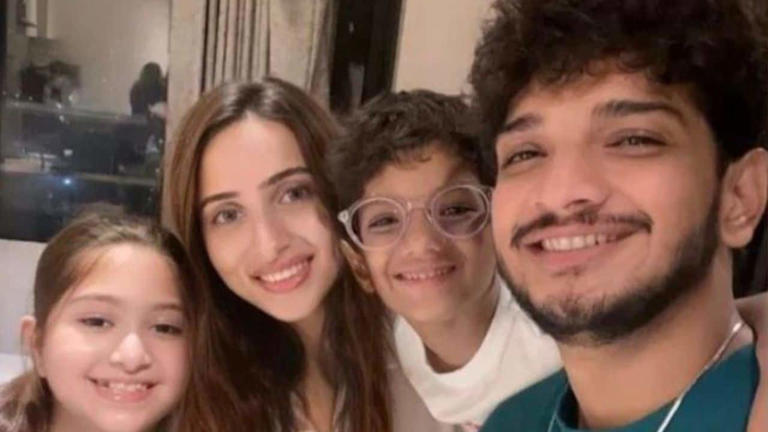 मुनव्वर फारुकी ने मेहज़बीन कोटवाला से शादी करने के बारे में खुलकर बात की, उनसे पूछा "क्या तुम मुझसे शादी करने के लिए तैयार हो?"