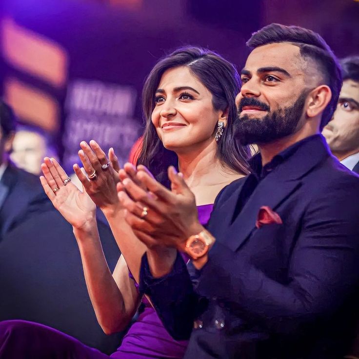 विंबलडन टूर्नामेंट 2025: विराट कोहली और अनुष्का शर्मा ने बिखेरा जलवा, नोवाक जोकोविच के मैच का लिया आनंद