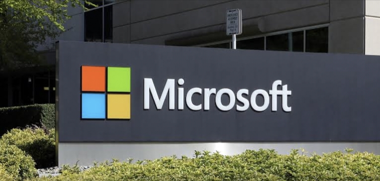 Microsoft, मल-मूत्र मिशन, Reinvent the Toilet, ₹14,690 करोड़ निवेश, Gates Foundation, वेस्ट मैनेजमेंट, टॉयलेट टेक्नोलॉजी, सफाई मिशन, रिसाइकलिंग, मानव अपशिष्ट समाधान