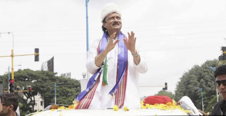 अजित पवार के जन्मदिन पर नागपुर में 'पूर्वेचा उगवता सूर्य' बना चर्चा का विषय