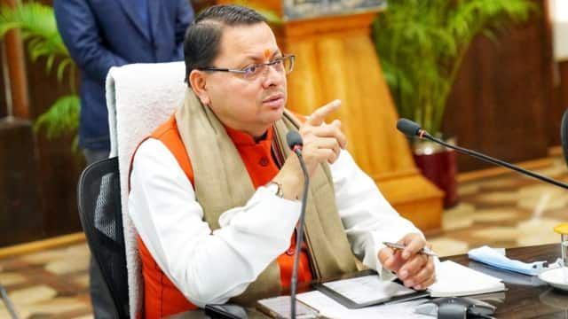 उत्तराखंड के स्कूलों में अब रोज पढ़े जाएंगे गीता के श्लोक: एक नई पहल
