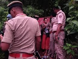 सबसे चर्चित रूसी महिला जो कर्नाटक की गुफा में रहती थी: एक आध्यात्मिक यात्रा