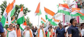 हर घर तिरंगा 2025: गृह मंत्री अमित शाह ने दिल्ली में अपने आवास पर फहराया तिरंगा